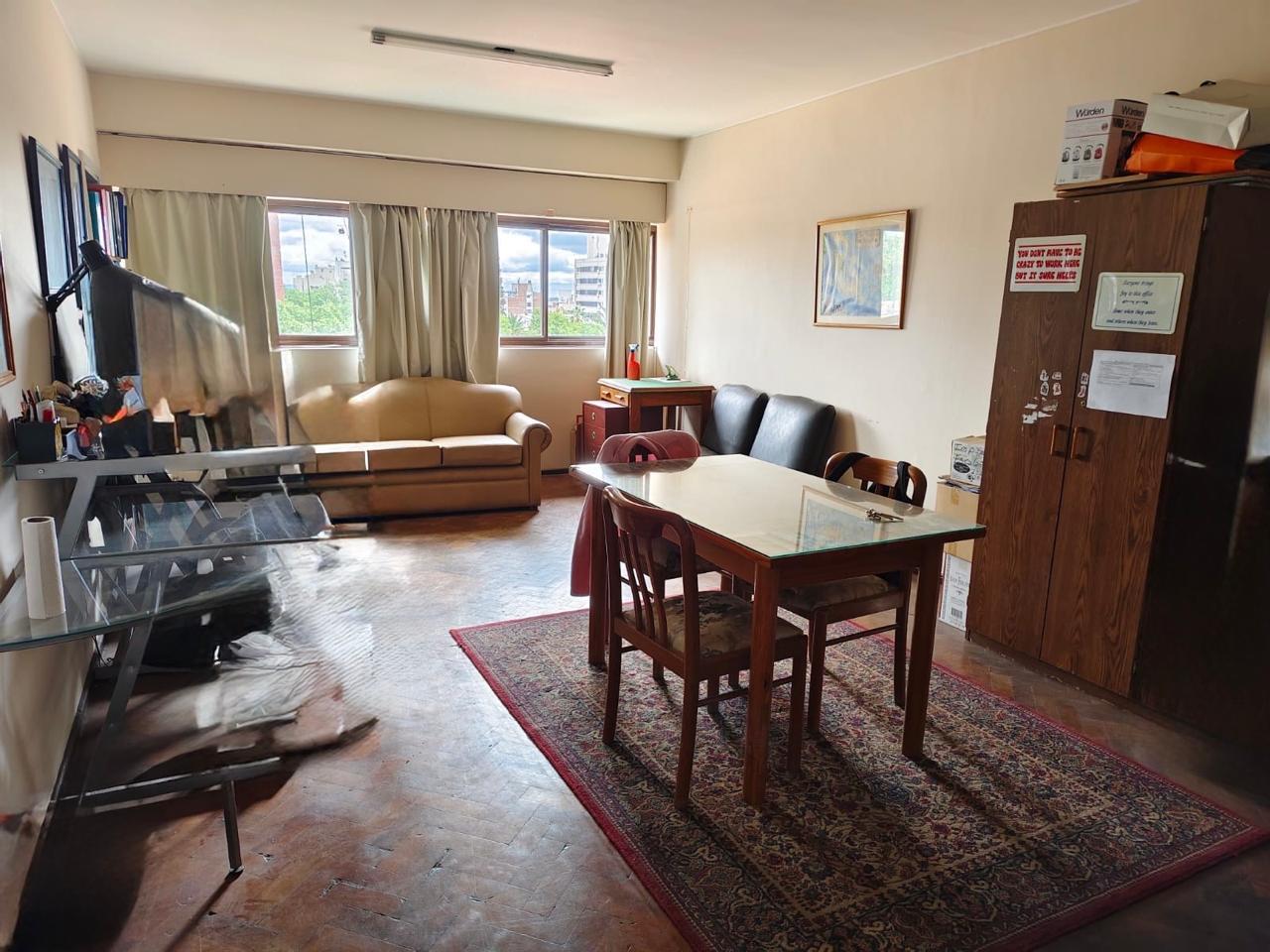 Foto de VENTA OFICINA en Avenida España y Gutiérrez, Capital de Mendoza, imagen 3