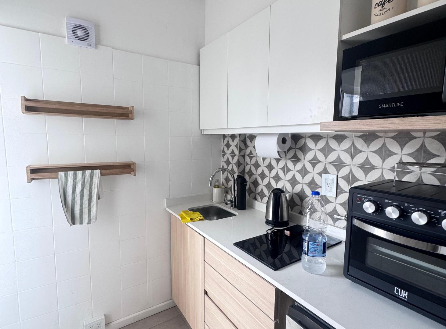 Foto de Dos ambientes reciclado, venta con renta, imagen 2