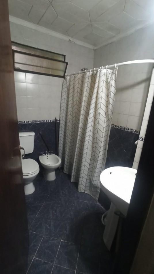 Foto de AMPLIA Y LUMINOSA CASA EN VILLA LUJAN, imagen 3