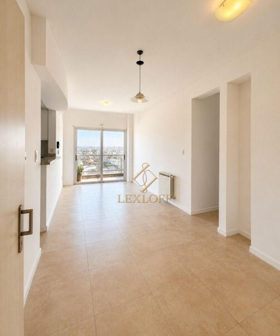 Foto de VENTA 2 y 3 AMBIENTES BALCON ATERRAZADO VESTIDOR - WILDE CENTRO, imagen 3
