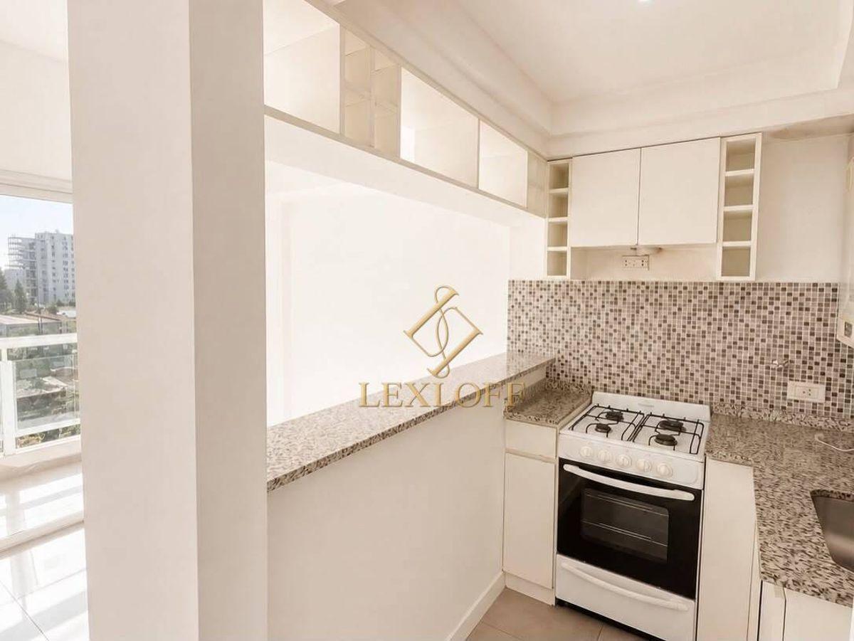 Foto de VENTA 2 y 3 AMBIENTES BALCON ATERRAZADO VESTIDOR - WILDE CENTRO, imagen 2