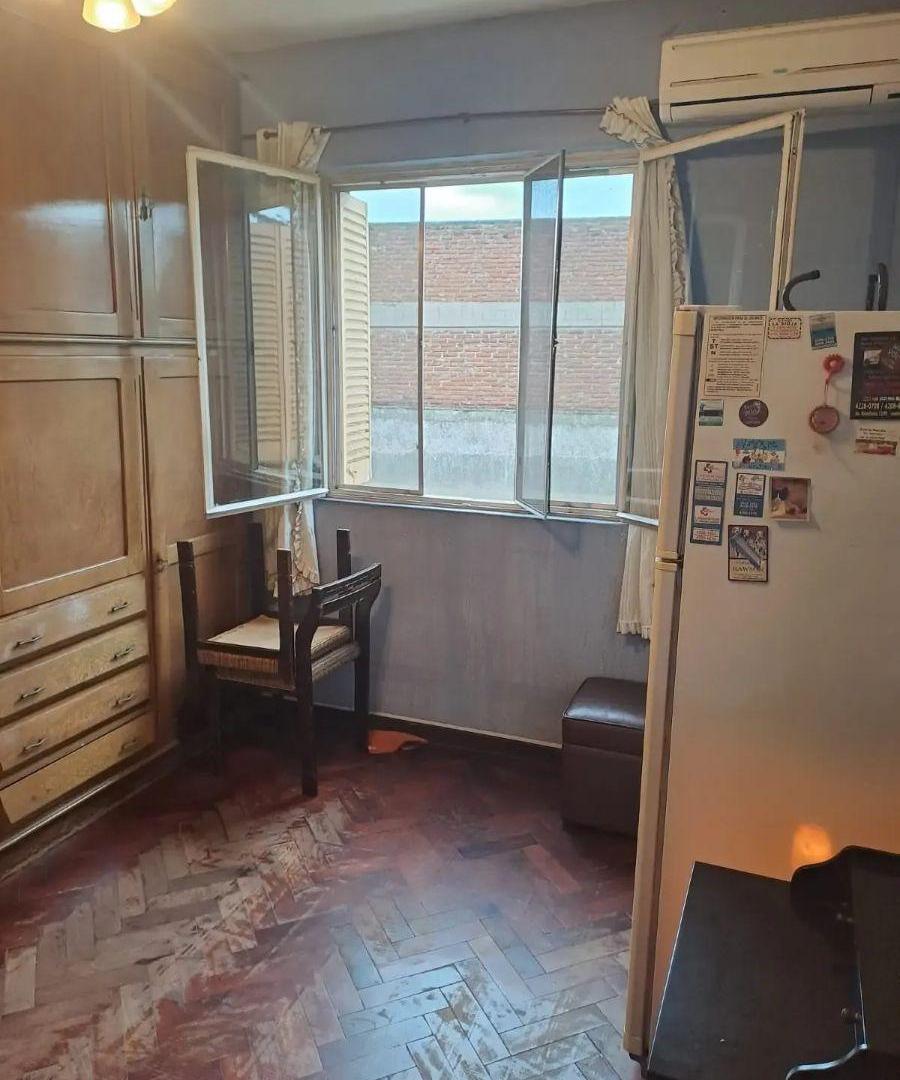 Foto de PH de 67 m² con 2 dormitorios en venta en Piñeyro, imagen 2