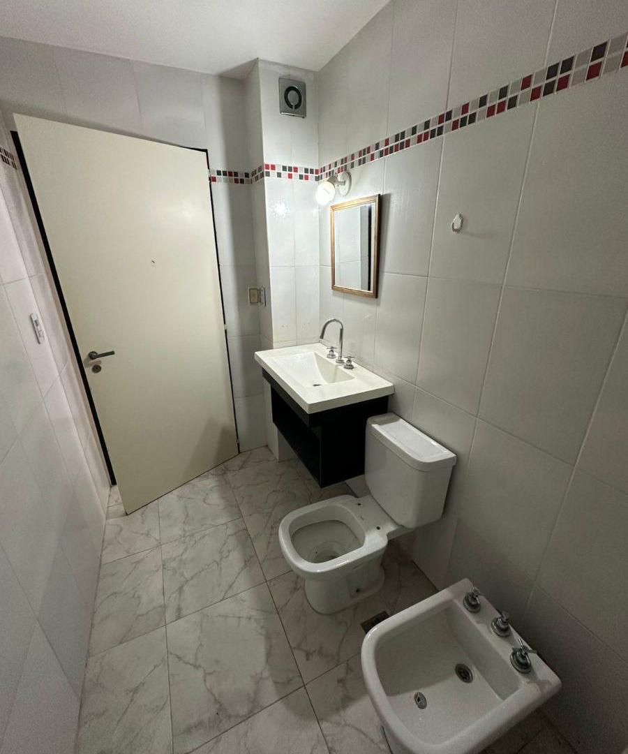 Foto de Departamento con Cochera - Venta Berazategui, imagen 4