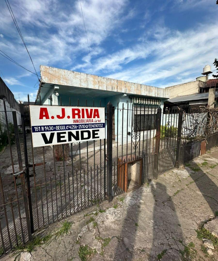 Foto de Casa de 410 m² con 2 dormitorios - Venta Berazategui, imagen 1