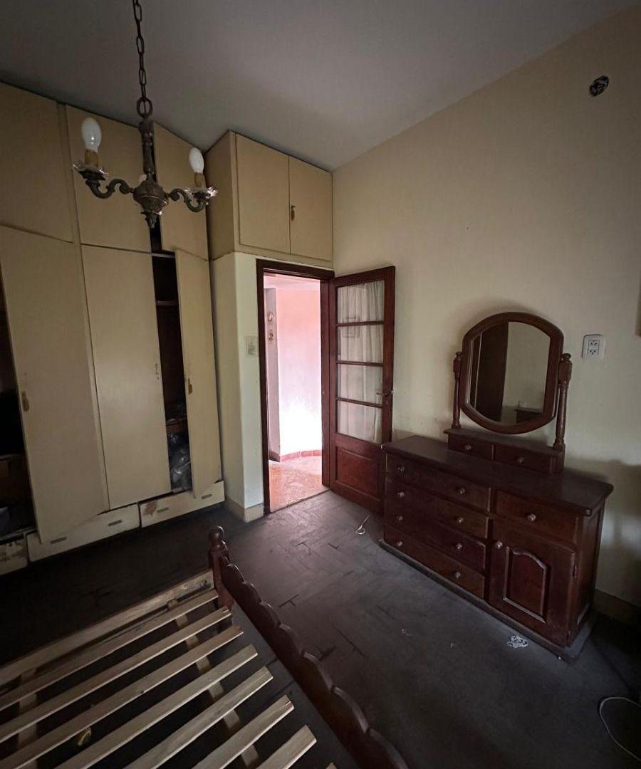 Foto de Casa de 110 m² con 2 dormitorios - Venta Berazategui, imagen 3