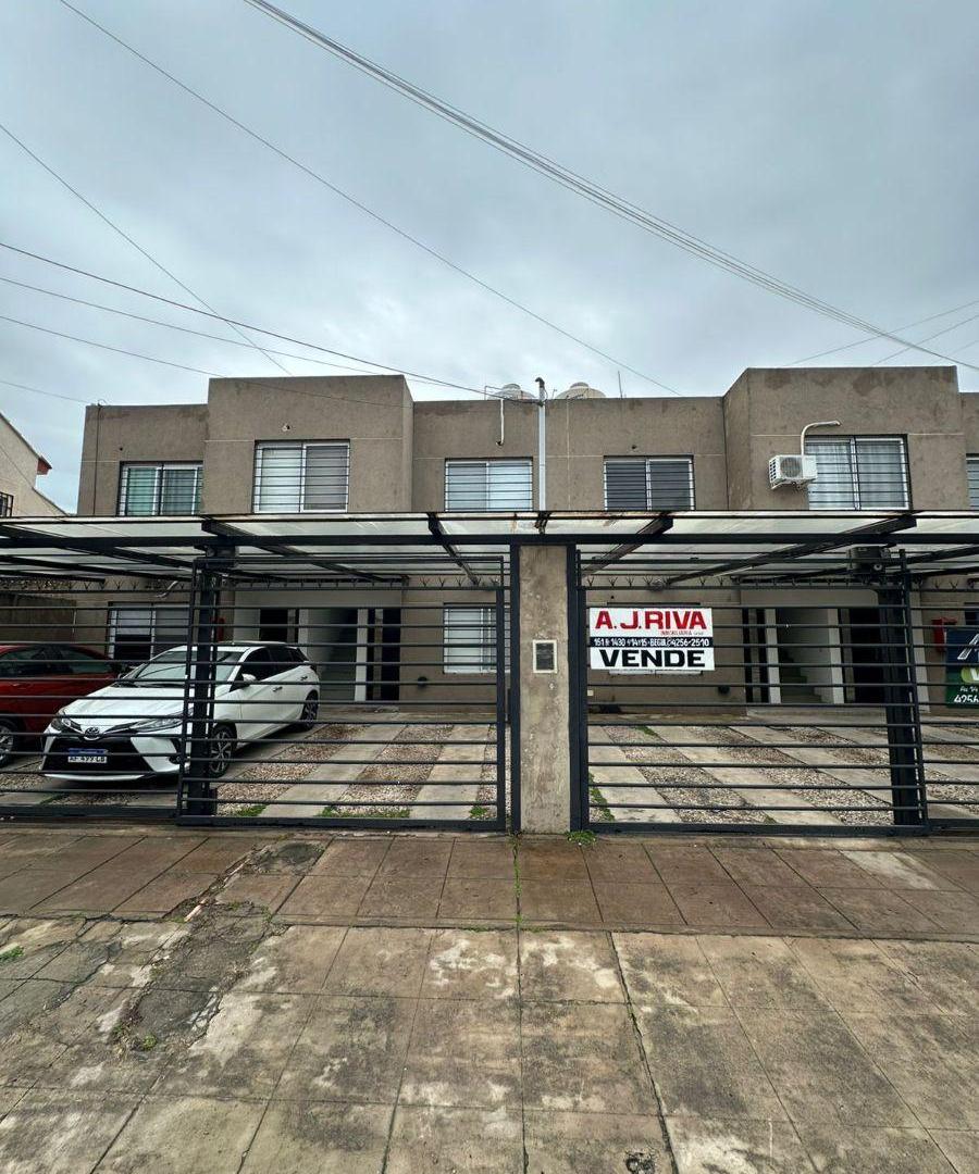 Foto de Departamento 2 Ambientes con Cochera - Alquiler Berazategui, imagen 1