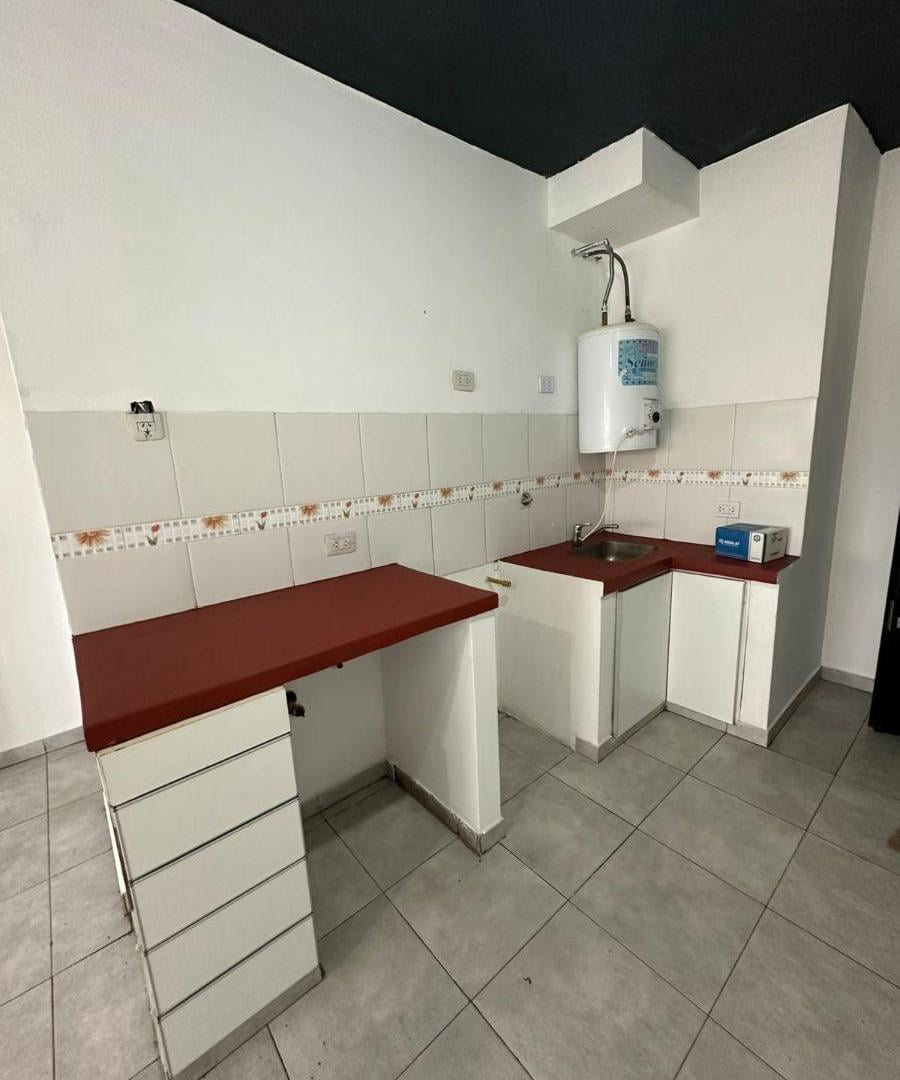 Foto de Departamento Monoambiente - Alquiler Berazategui, imagen 4