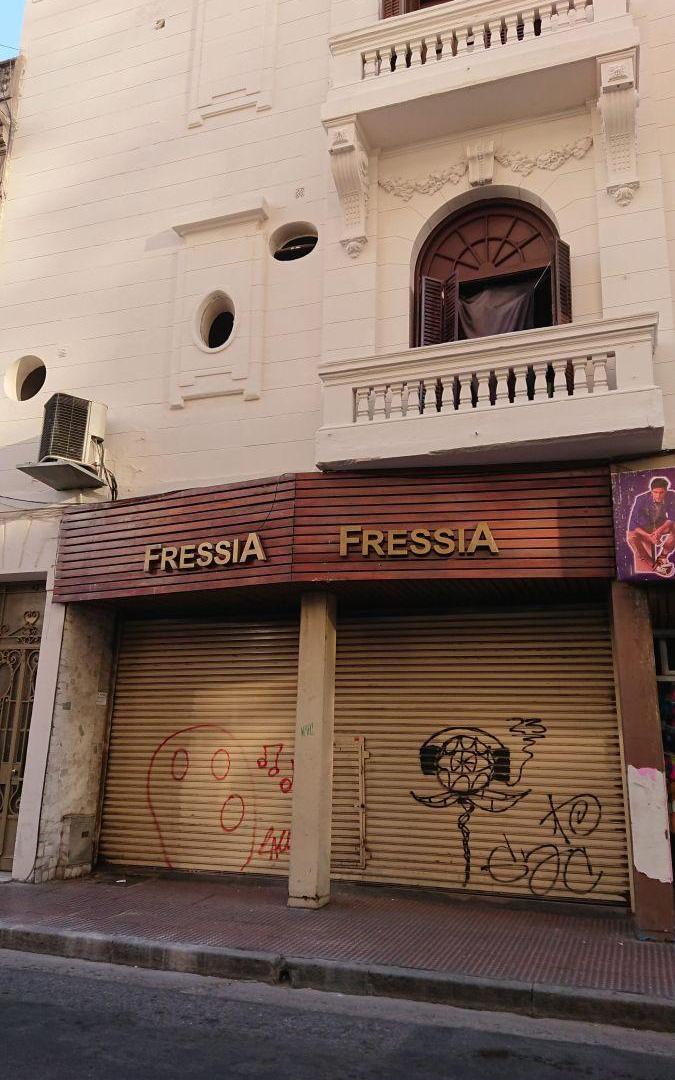 Foto de EN VENTA LOCAL COMERCIAL – CALLE CORRIENTES 218 ZONA MAYORISTA, imagen 2