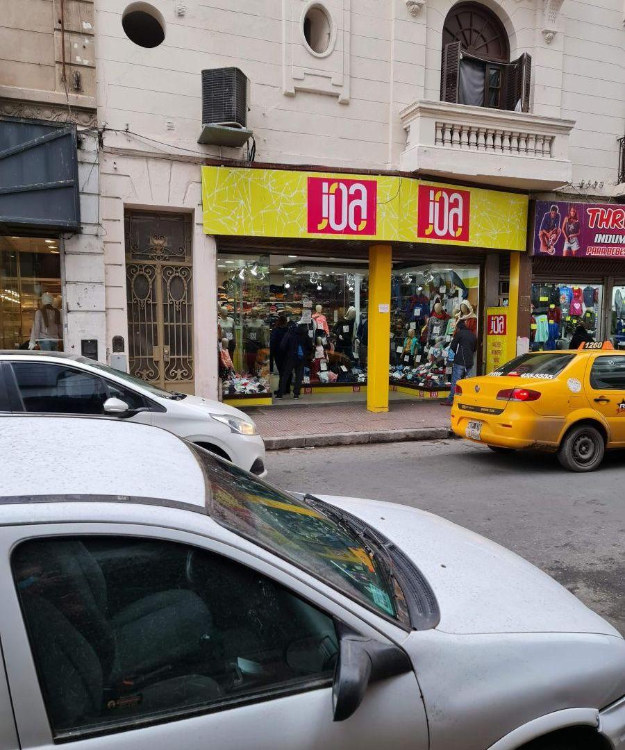 Foto de EN VENTA LOCAL COMERCIAL – CALLE CORRIENTES 218 ZONA MAYORISTA, imagen 4