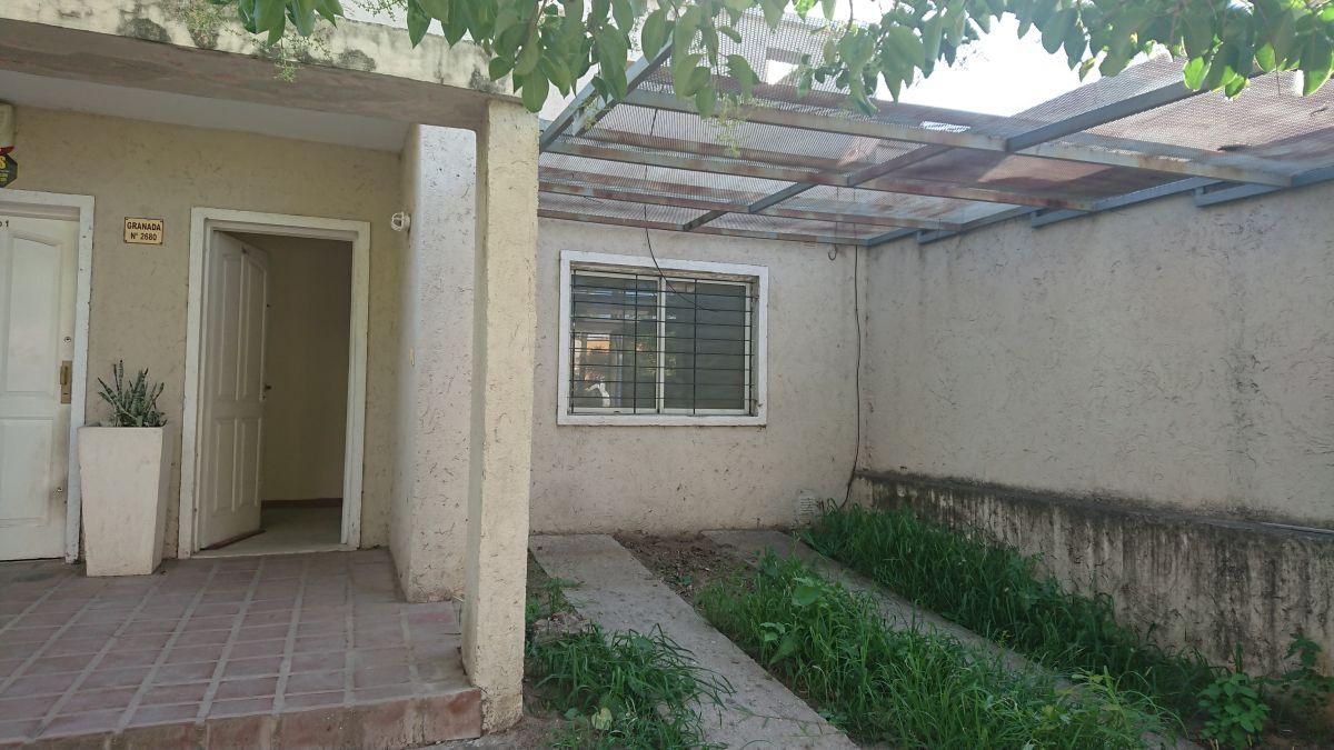 Foto de SE VENDE DUPLEX EN BARRIO COLON CALLE GRANADA, imagen 2