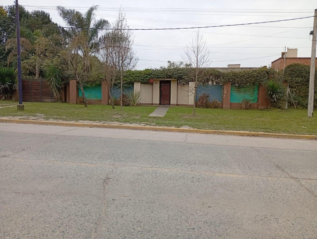Foto de Casa de 2150 m2 con 3 dormitorios en venta en Yerba Buena, con, imagen 2