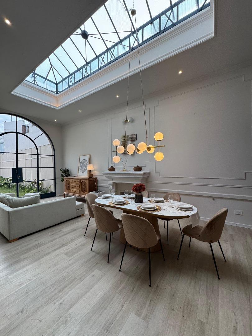 Foto de Casa de 4 dormitorios con cochera, pileta, jardín y terraza, imagen 1