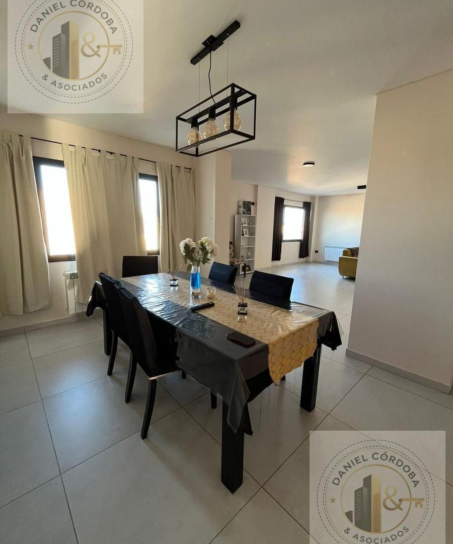 Foto de Vendo Piso 4 dormitorios en Cipolletti - Zona Centro, imagen 1