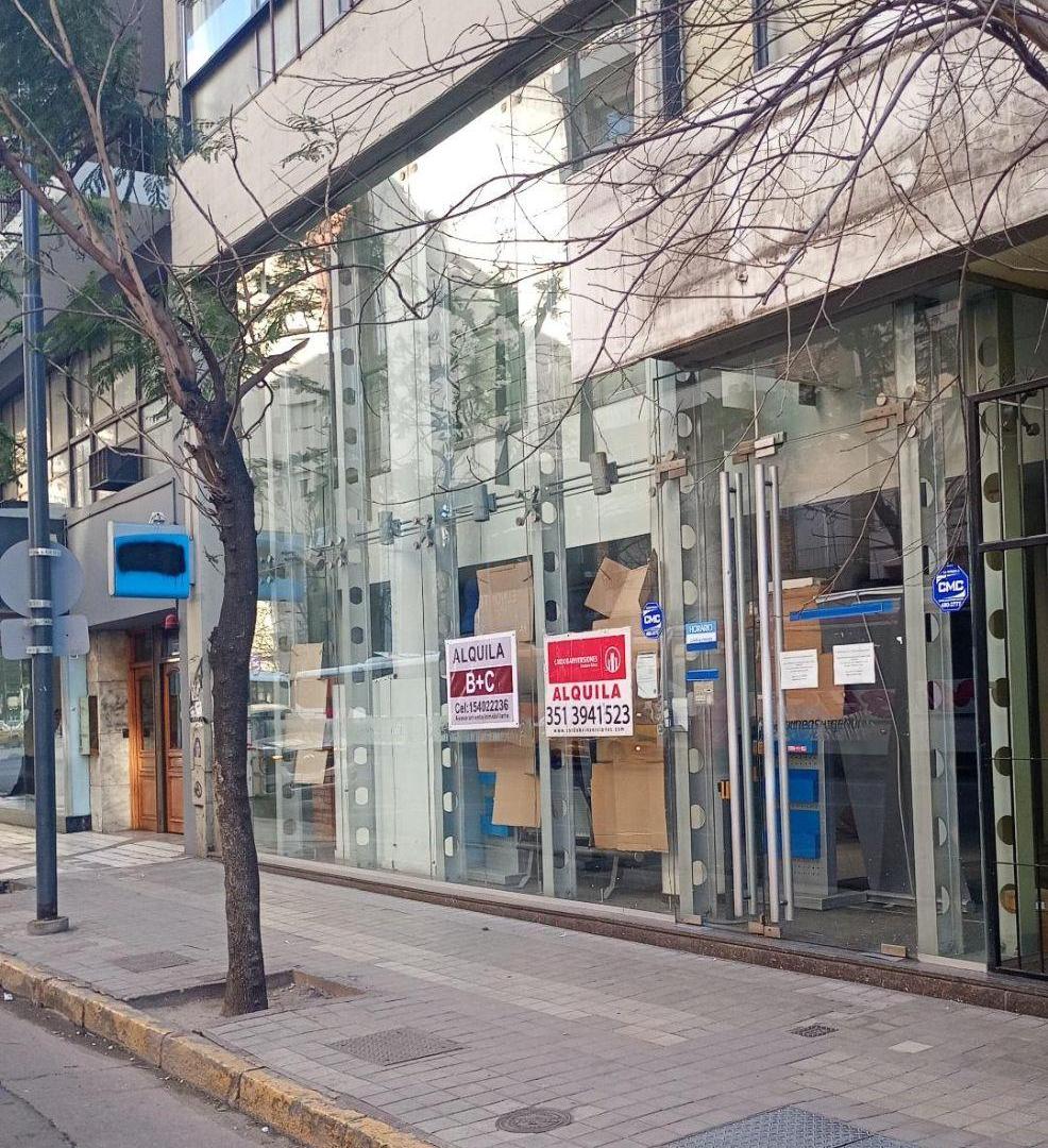 Foto de Av Colon 500 - Importante local comercial 690m2 -, imagen 2