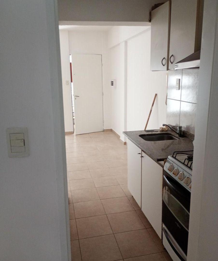 Foto de Centro/ Nva Córdoba - 1 Dorm a mts Bv Illia / c/renta, imagen 5
