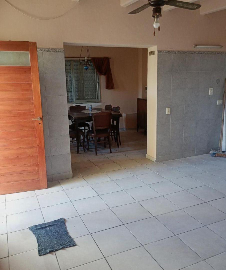 Foto de A Alberdi - 3 Dorm - Excelente precio - Gran patio de césped -, imagen 2