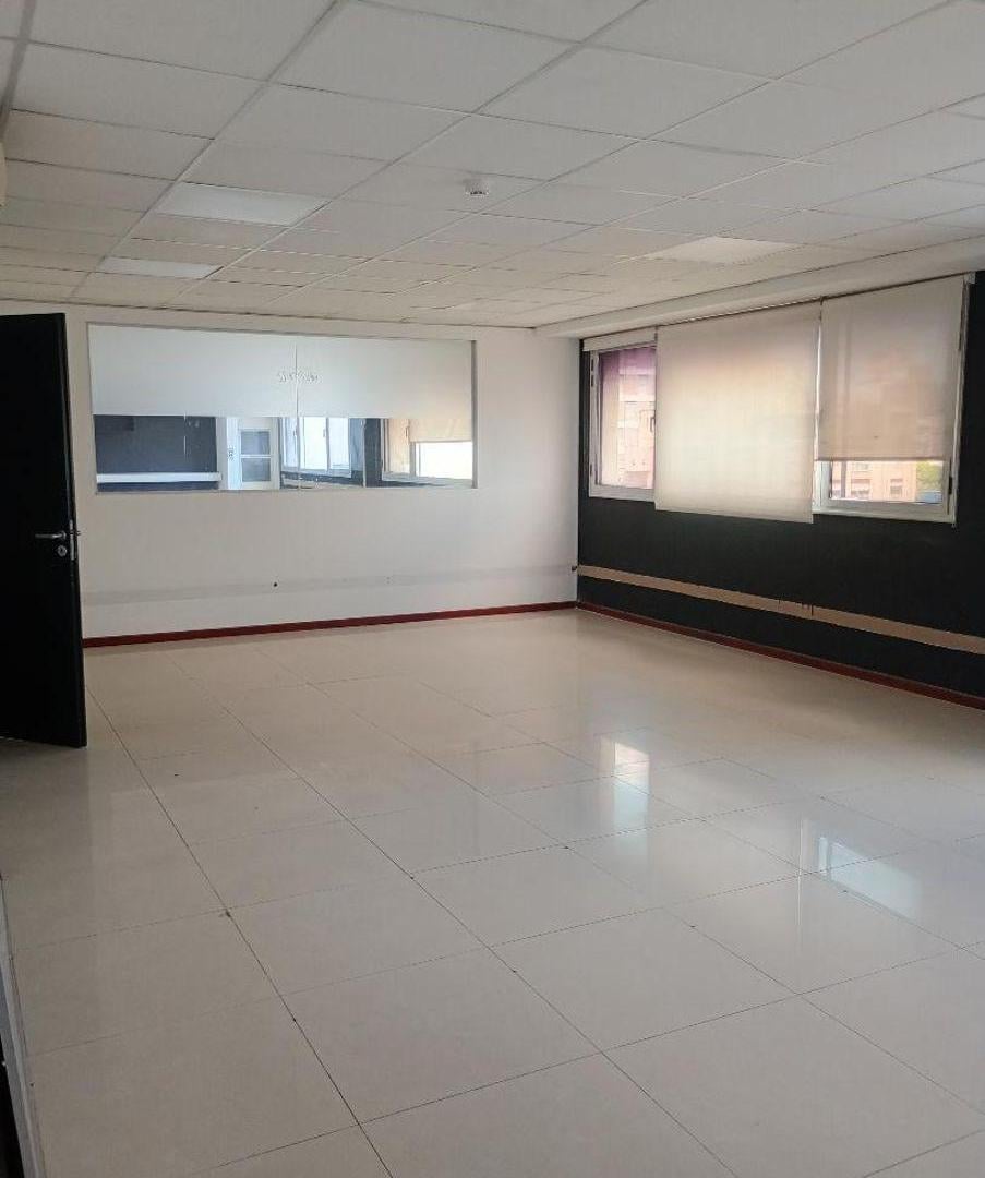 Foto de Centro - Importante oficina 260 - Seguridad 24 hs -, imagen 3