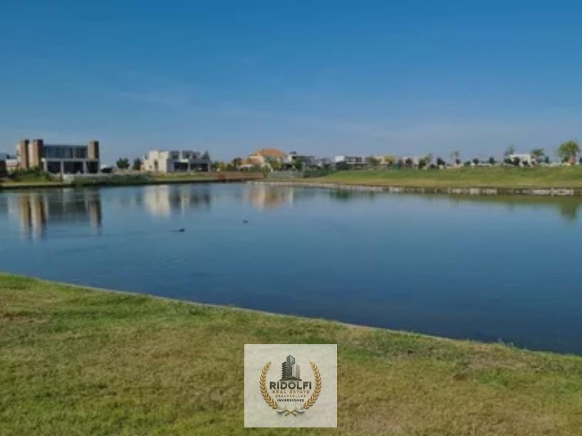 Foto de Venta Lote fondo agua con Financiación | Barrio Cerrado Silvestre, imagen 3