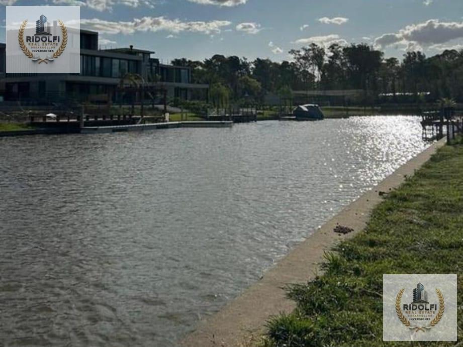 Foto de Exclusivo Lote Al Río Con Amarra Propia En El Yacht - Nordelta, imagen 1