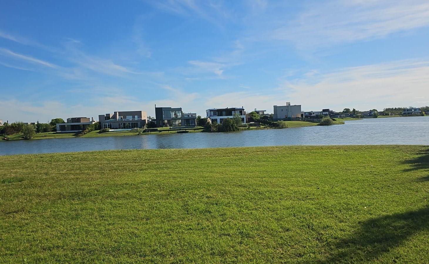 Foto de Venta Terreno en San Sebastian Area 10 cul de sac con vista abierta al, imagen 3