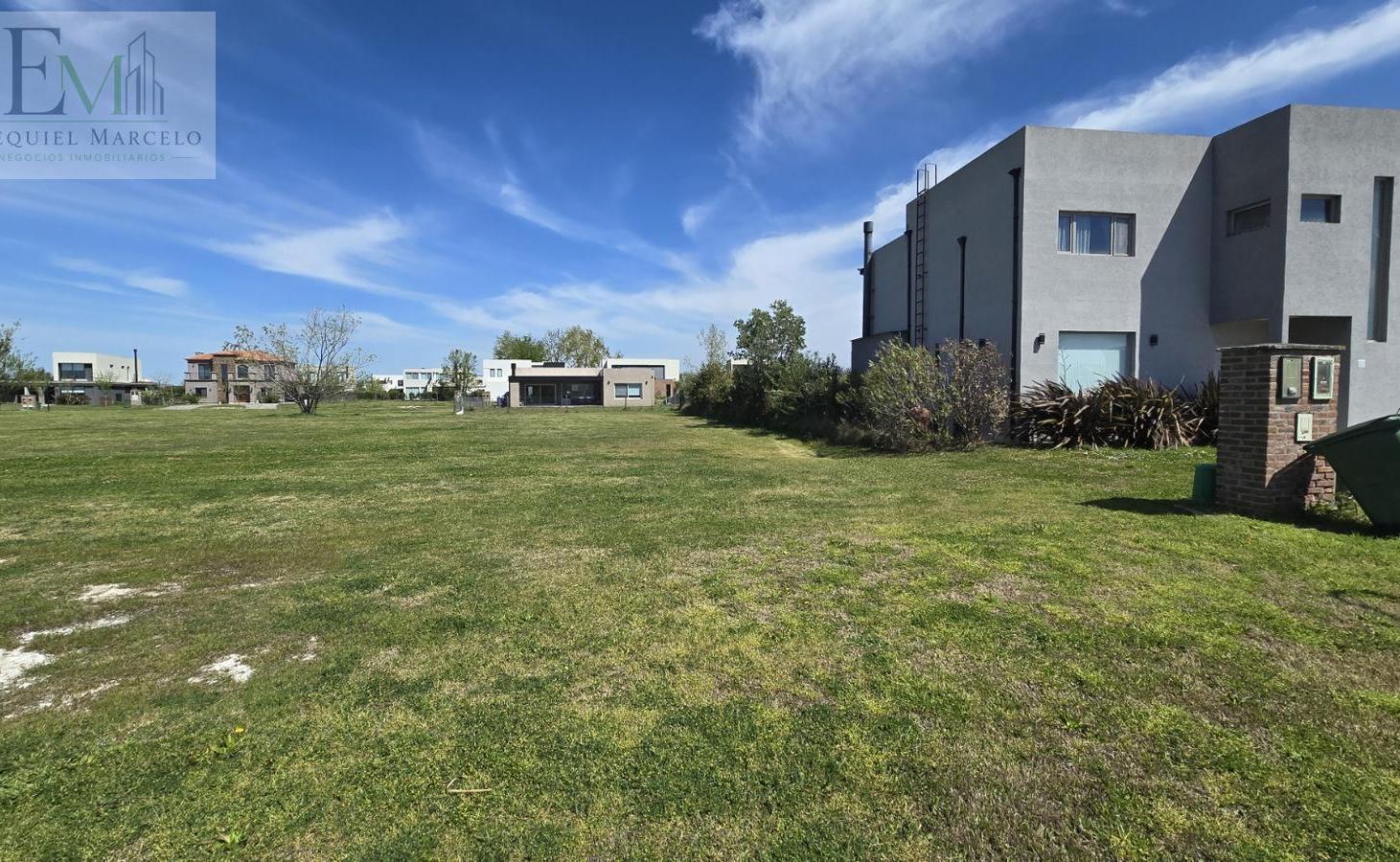 Foto de VENTA | Terreno en Barrio Náutico El Naudir | Laguna | Area deportiva, imagen 3