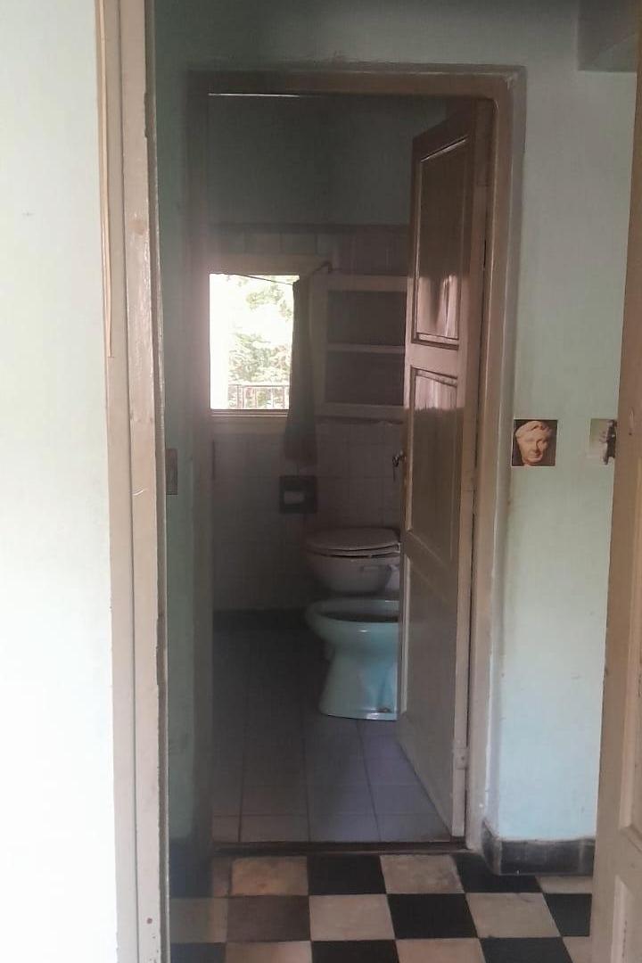 Foto de Casa antigua en buen estado, imagen 2