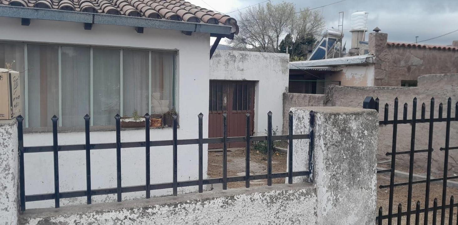 Foto de Casa antigua en buen estado, imagen 3