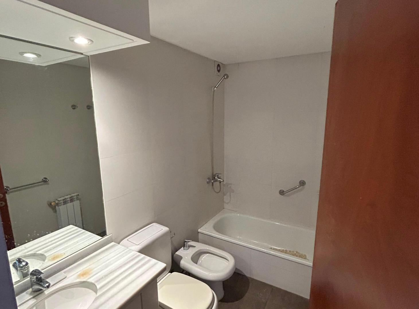 Foto de VENTA: SEMIPISO CLÁSICO DE CATEGORÍA CON DEPENDENCIA – APTO CRÉDITO, imagen 4