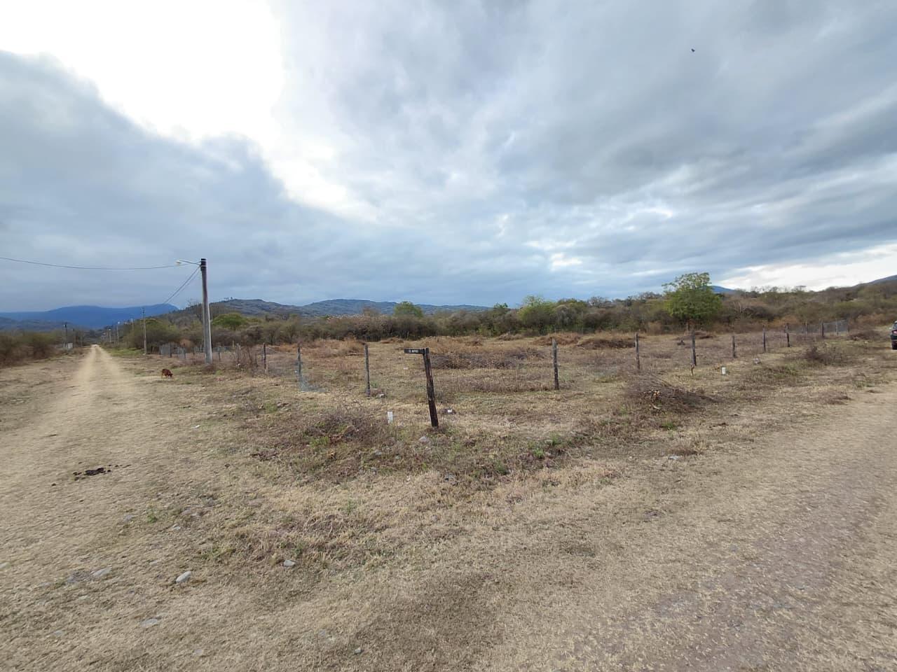 Foto de Terreno de 1000 m2 en Urbanización Valle Alegre, imagen 1