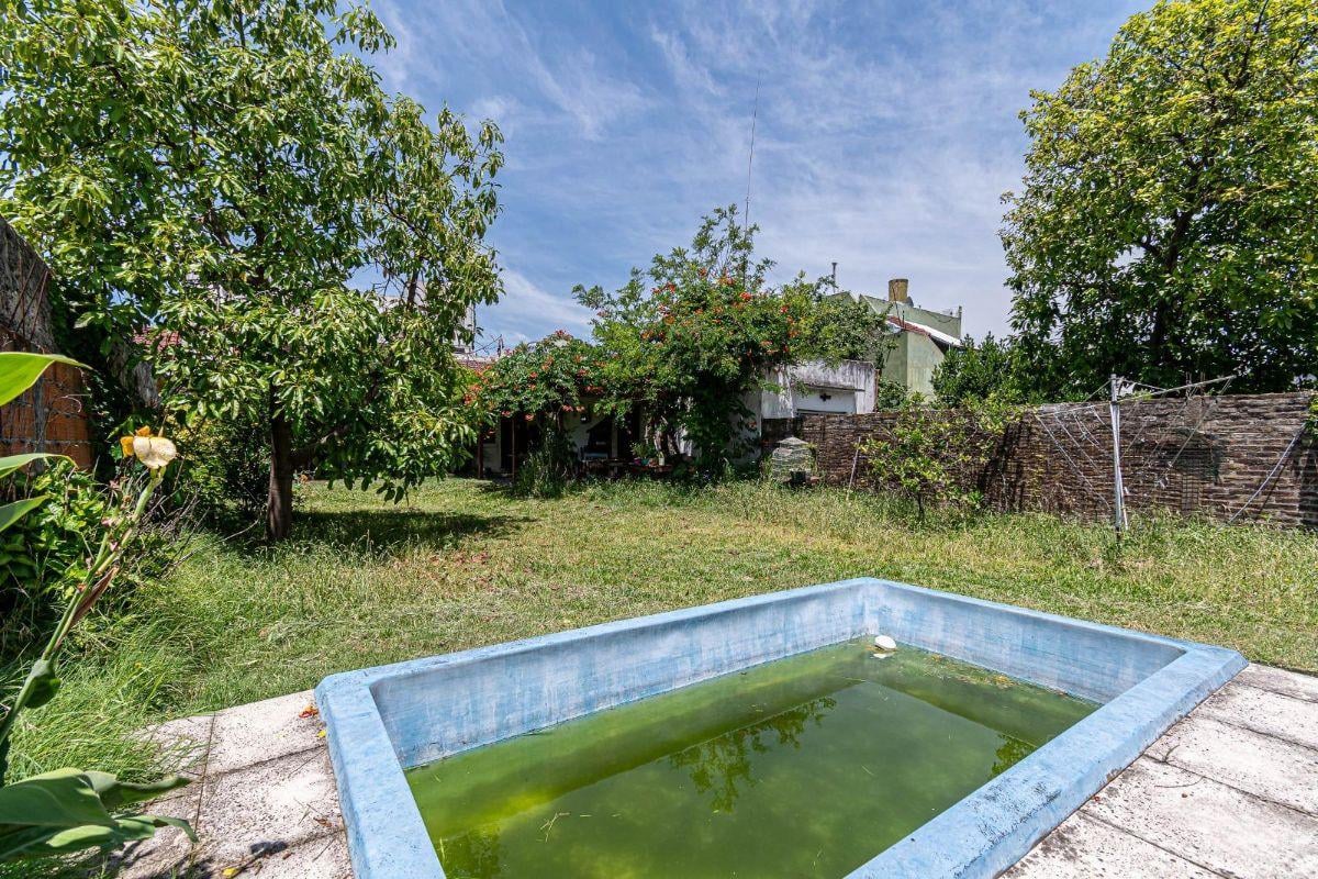 Foto de Venta Casa 5 ambientes jardín y pileta en Hurlingham, imagen 5