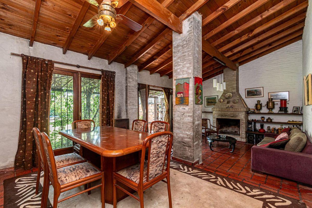 Foto de Venta Casa 5 ambientes jardín y pileta en Hurlingham, imagen 3