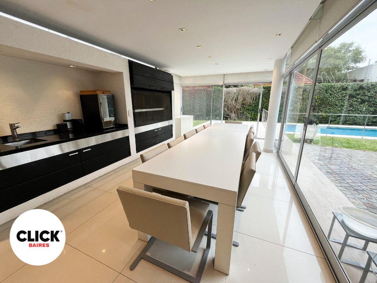 Foto de Casa 4 ambientes en Venta en el Country El Sosiego con vista al golf, imagen 3