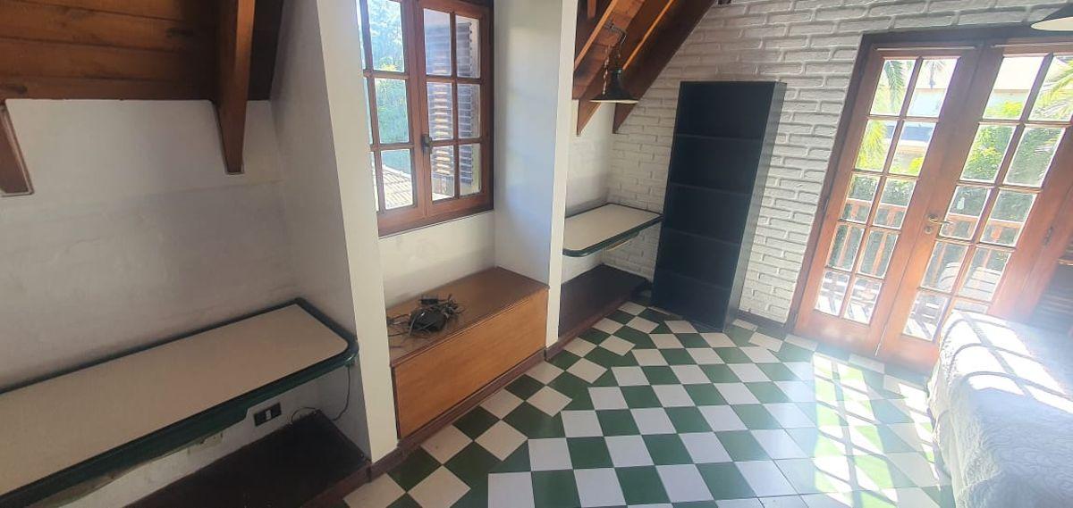 Foto de CASA CON JARDIN, QUINCHO Y COCHERA EN EL SOSIEGO, imagen 2