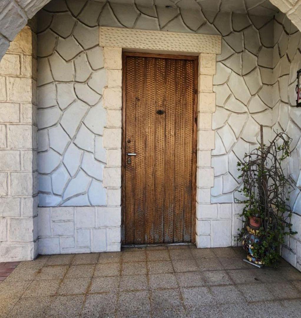Foto de Casa de 3 ambientes con posesión inmediata y financiación, imagen 3