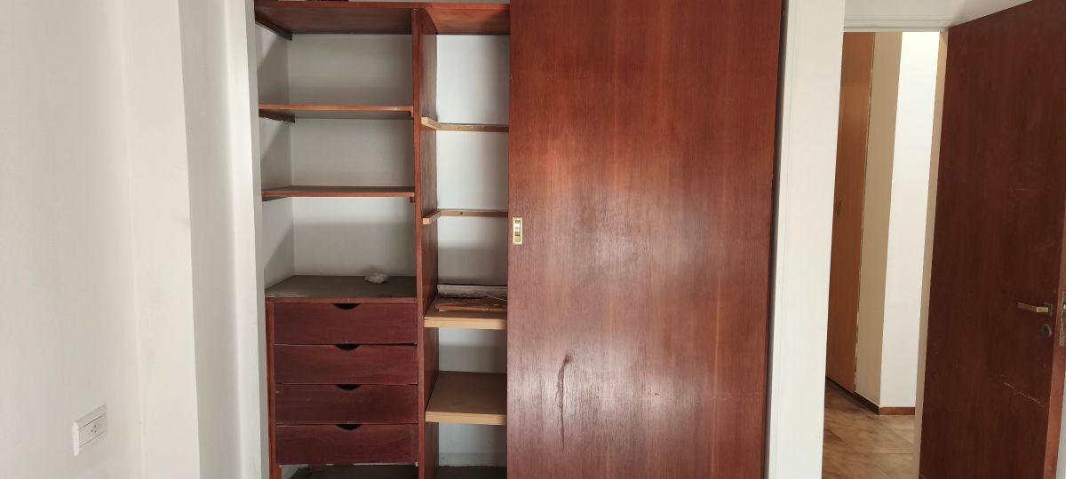 Foto de Venta - Departamento 3 Dormitorios con cochera - 9 de julio y Cañada, imagen 2