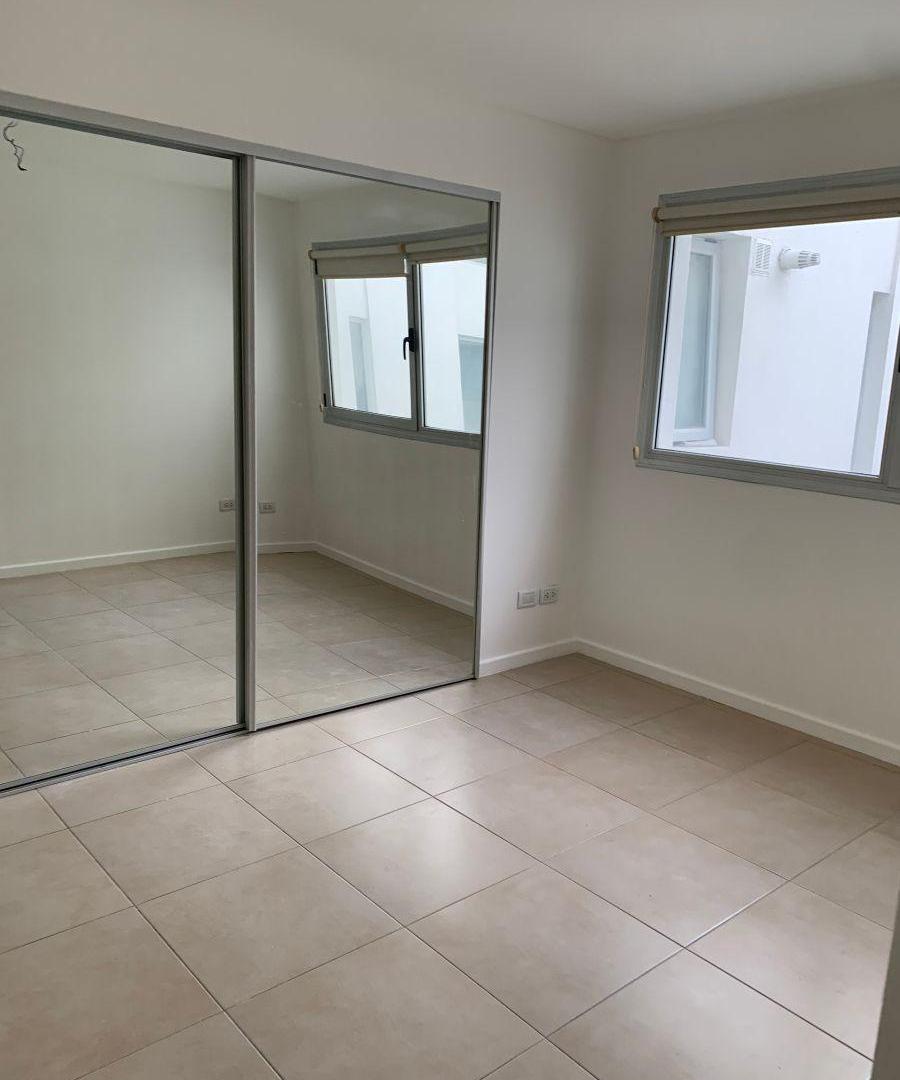 Foto de Departamento en Alquiler de 3 ambientes. Chauvin, imagen 5