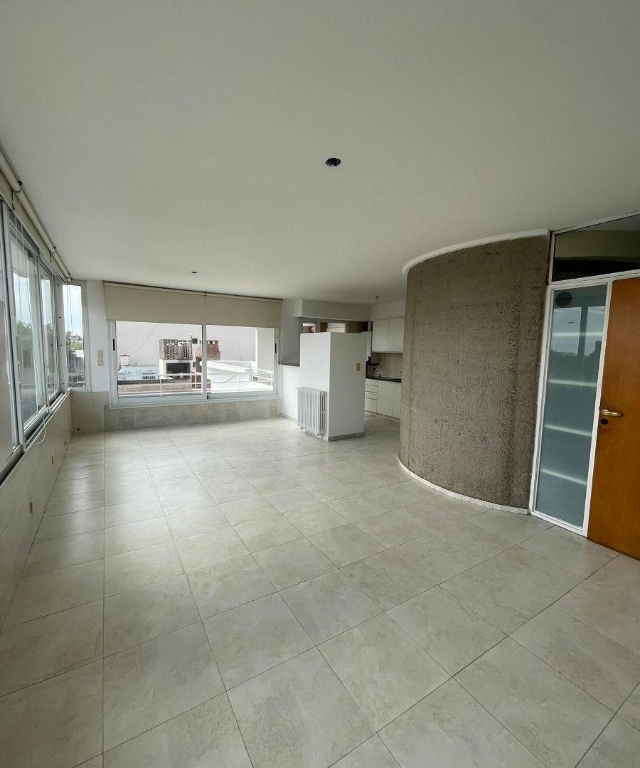 Foto de PISO EXCLUSIVO dos dormitorios con vista al río y al parque, imagen 2