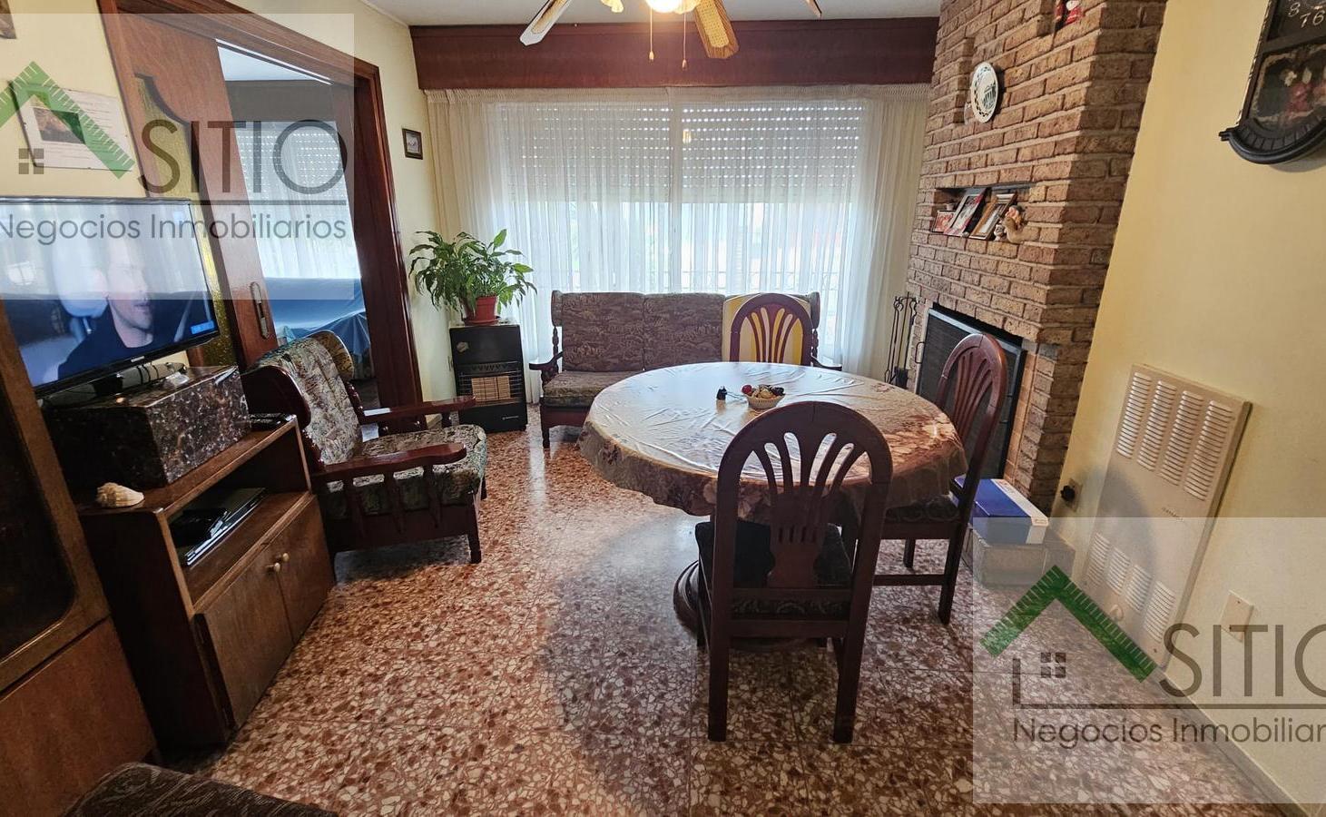 Foto de Vendo Casa de 4 dormitorios y 2 baños en Sayago, imagen 5