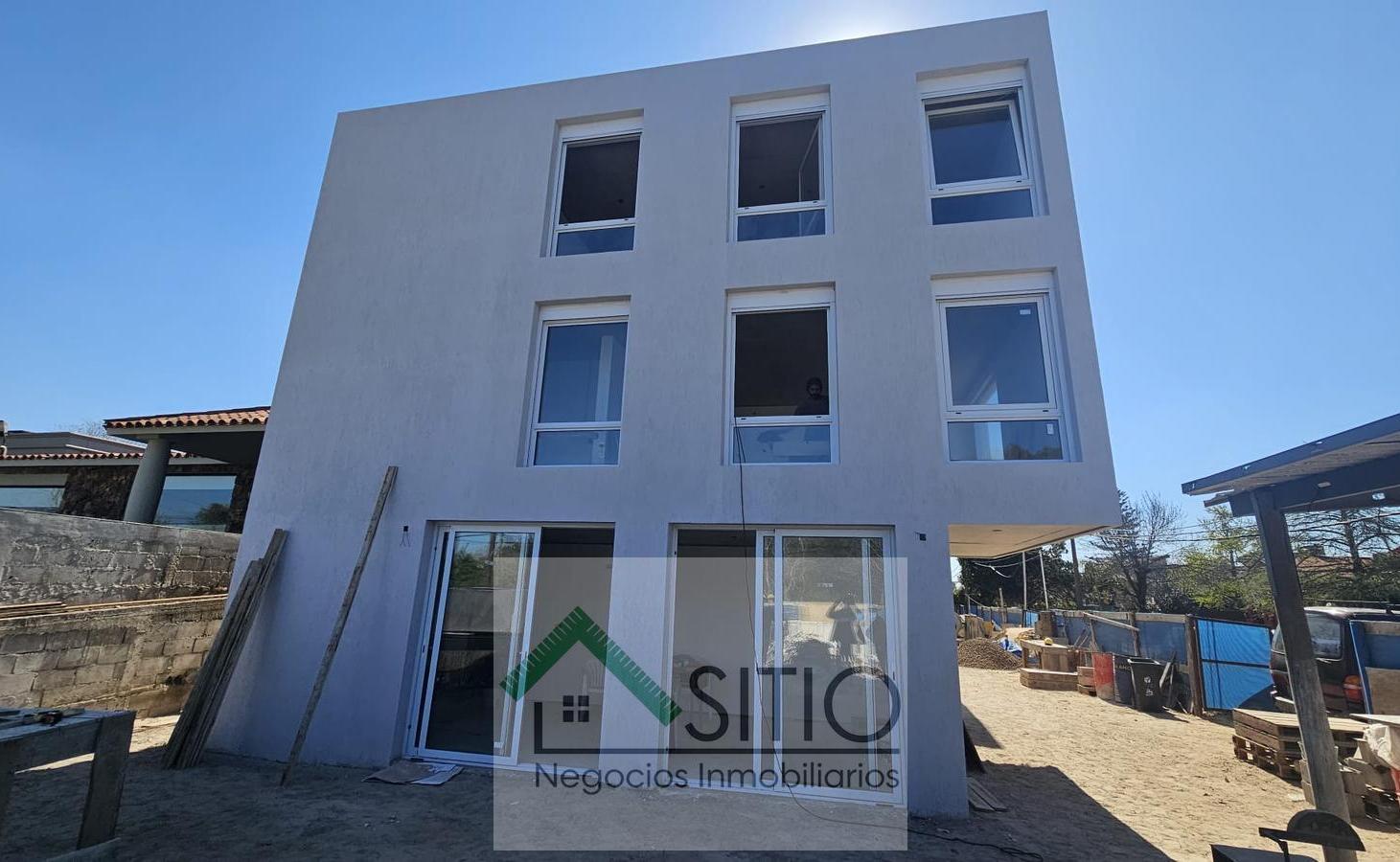 Foto de Vendo Casa a estrenar de 4 dormitorios en Barra de Carrasco, imagen 1