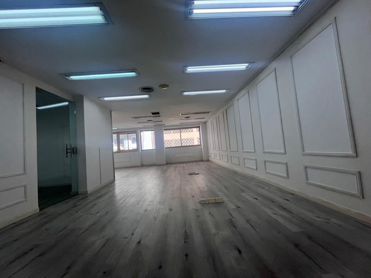 Foto de Consultorio o estudio refaccionado en Barrio Norte, imagen 2