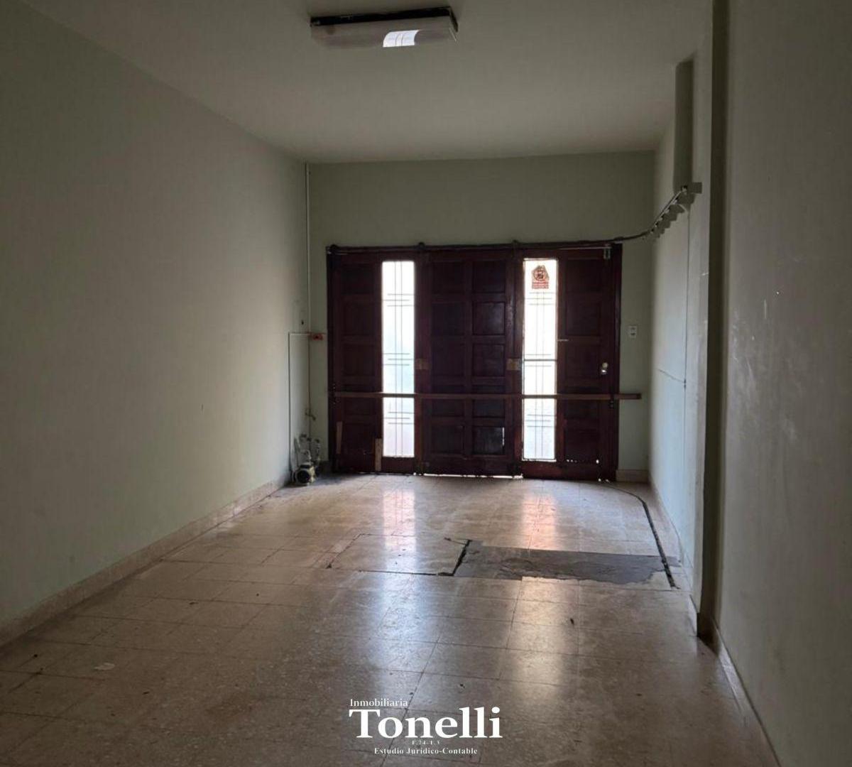 Foto de Chalet en venta sobre la Avenida Sarmiento, imagen 3