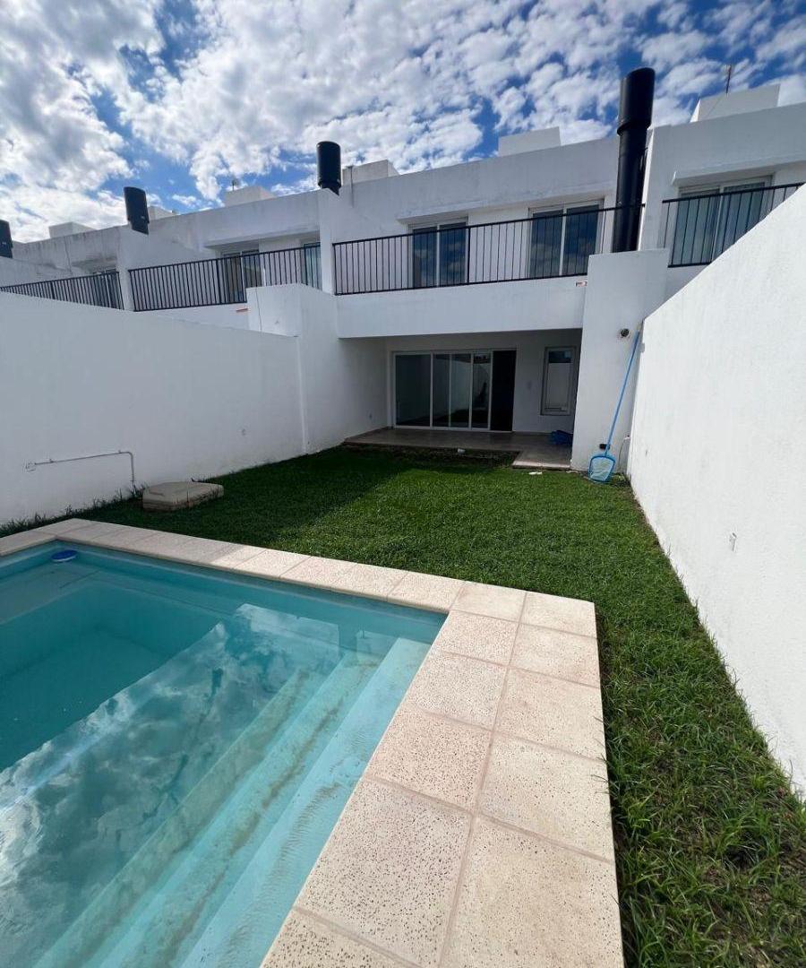 Foto de DUPLEX DOCTA AVENIDA CON PILETA - 3 dorm., imagen 2