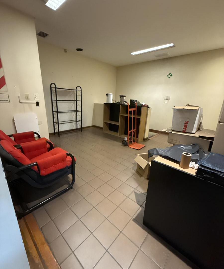Foto de ALQUILER DEPOSITO CON OFICINAS PATERNAL, imagen 4