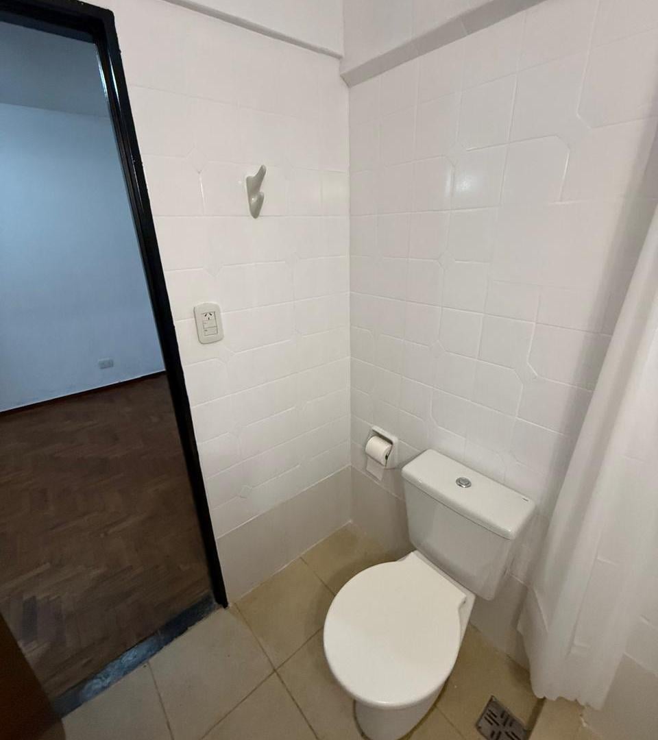Foto de MONOAMBIENTE CALLE 5 E/ 43 Y 44, imagen 5