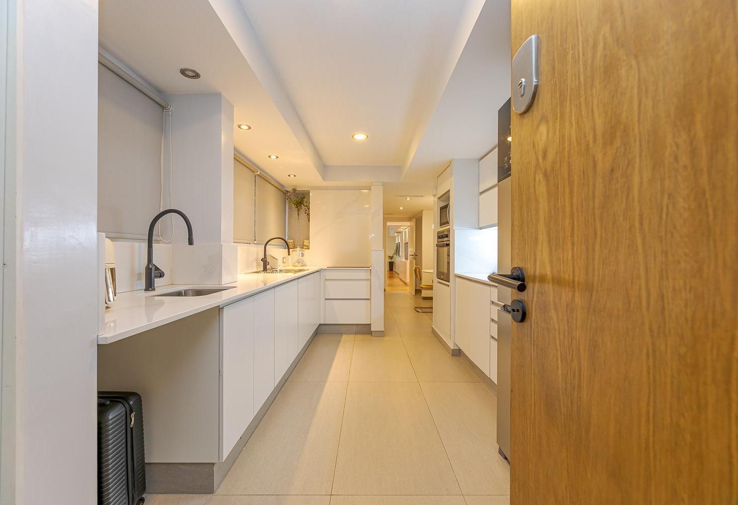 Foto de Venta departamento 3 dormitorios con cochera Zona Parque España, imagen 2