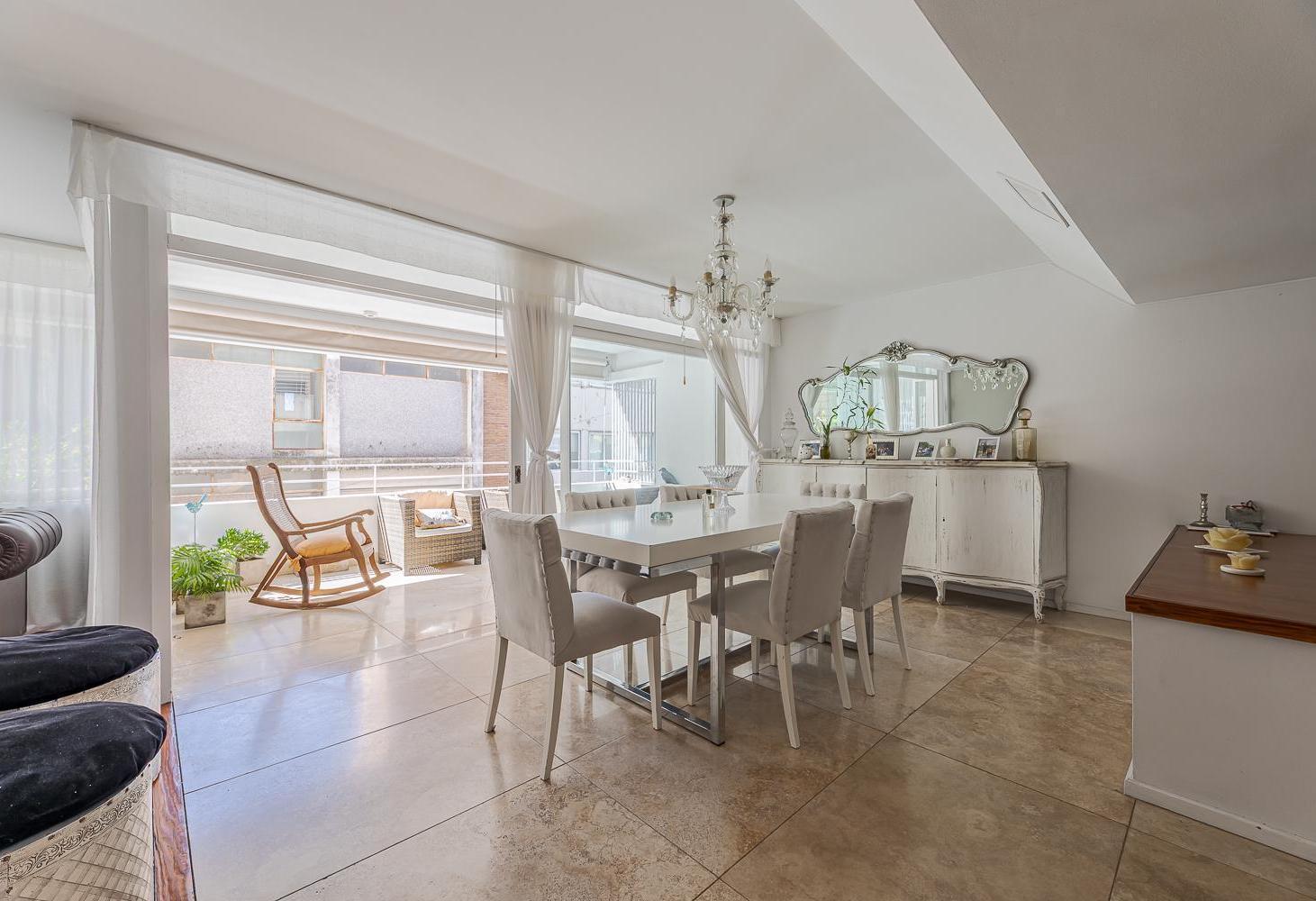 Foto de Venta departamento de 3 dormitorios con Cochera, imagen 3