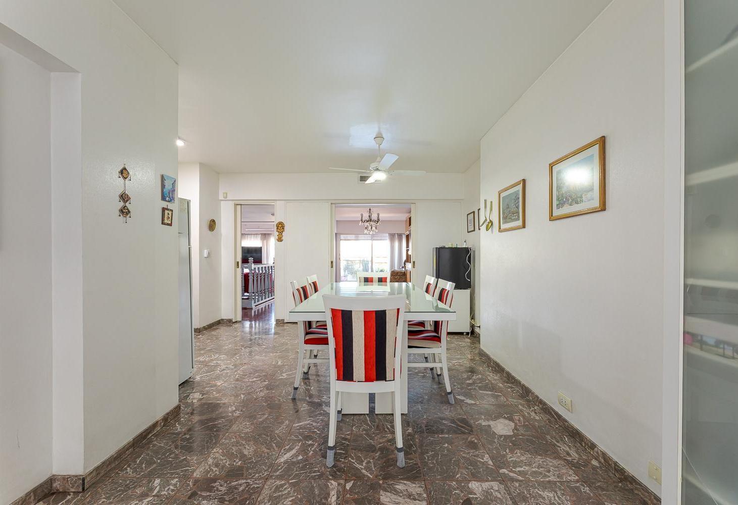 Foto de Venta departamento 4 dormitorios con cochera Centro Rosario, imagen 5