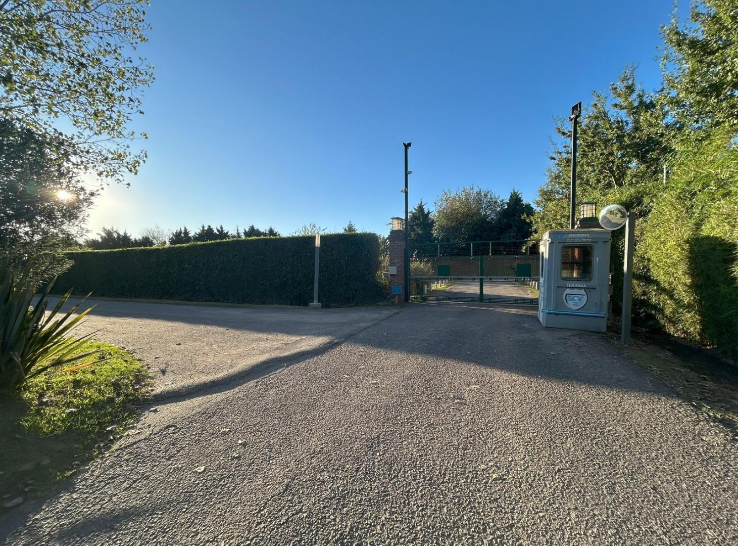 Foto de Venta Terreno Barrio Los Pasos 1 Fisherton, imagen 3