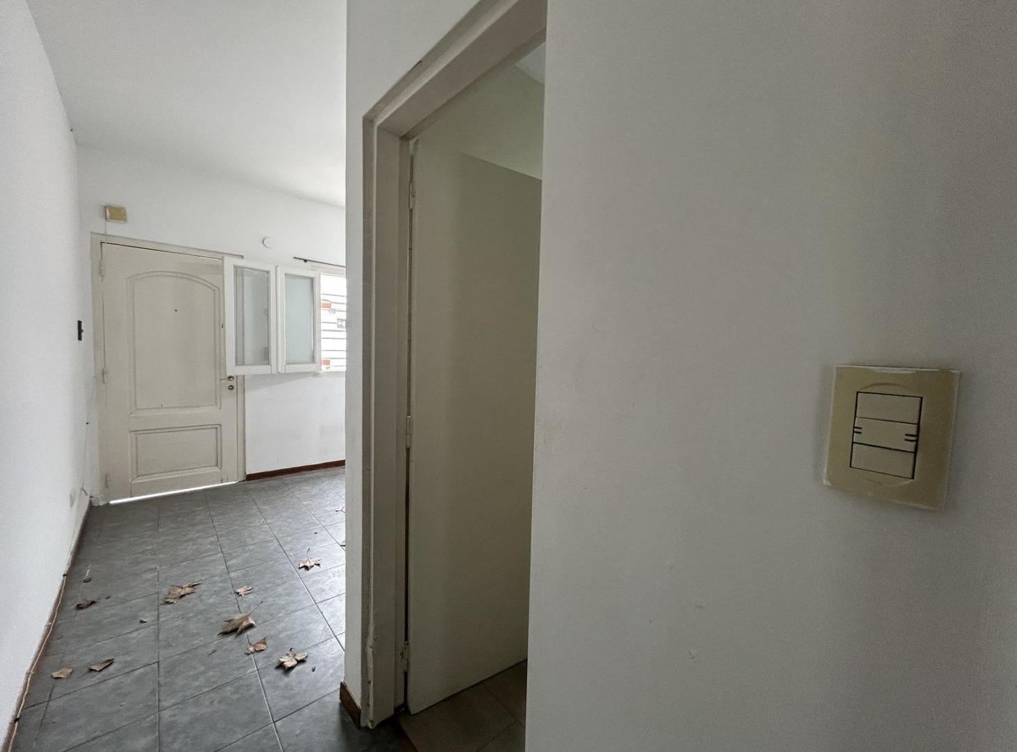 Foto de Venta casa de 1 dormitorio con patio, imagen 2