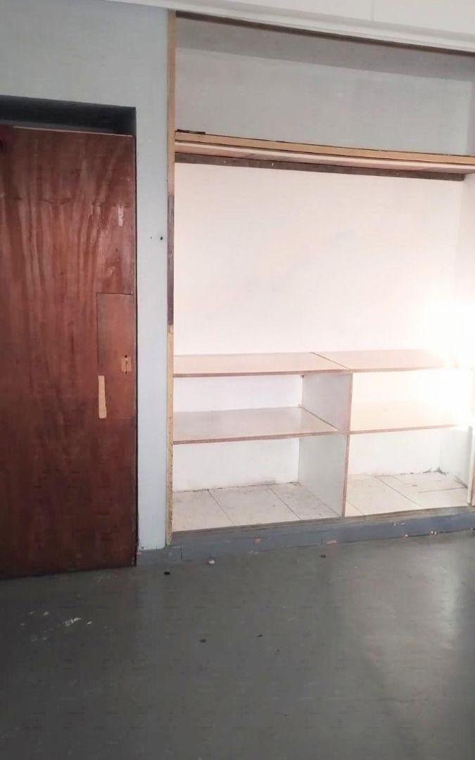 Foto de Casa con galpón idal 2 flias en alquiler en Villa Lugano, imagen 5